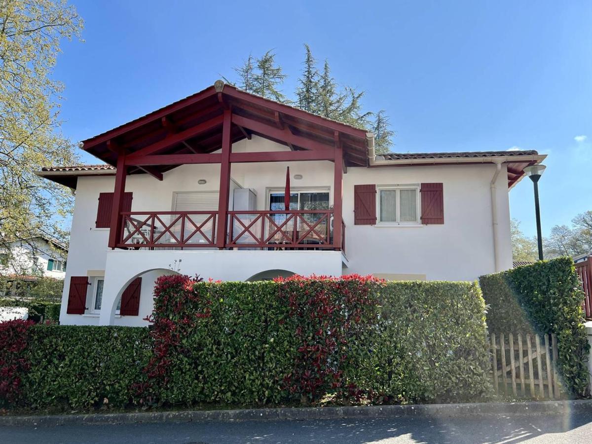 Appartement T1 Bis Avec Jardin Prive Et Piscine, 4 Pers, Cambo-Les-Bains - Fr-1-495-13 Luaran gambar
