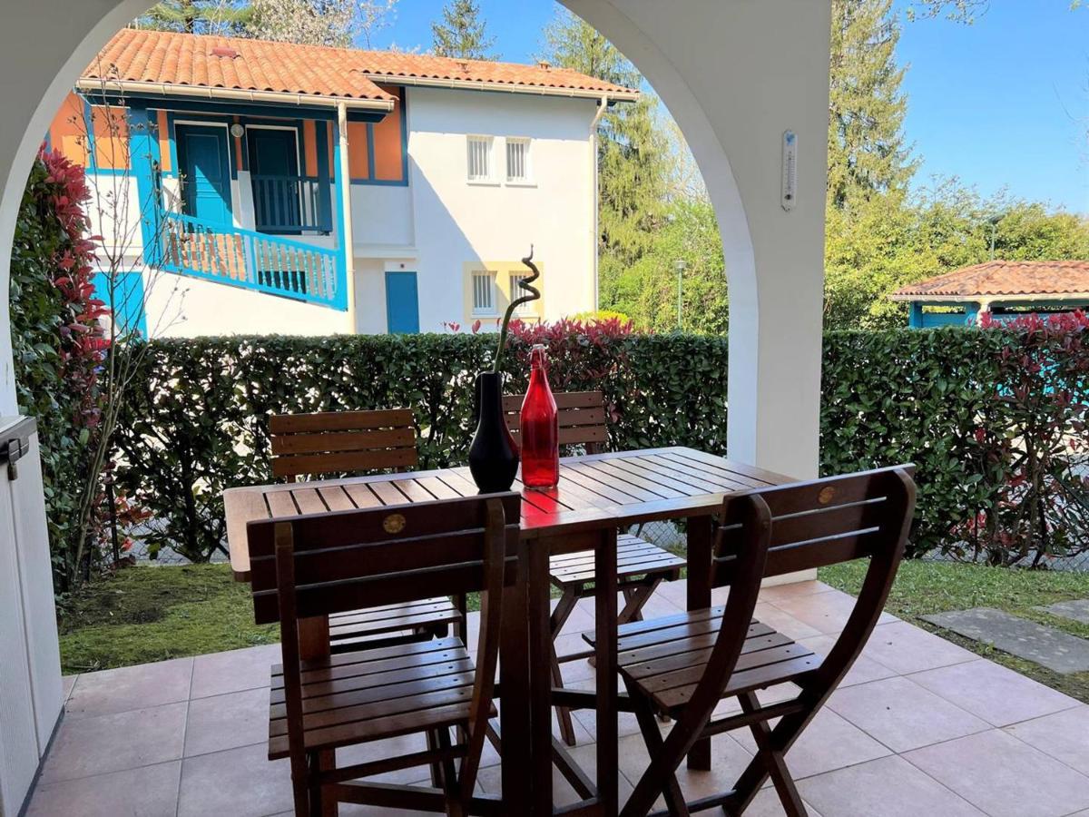 Appartement T1 Bis Avec Jardin Prive Et Piscine, 4 Pers, Cambo-Les-Bains - Fr-1-495-13 Luaran gambar